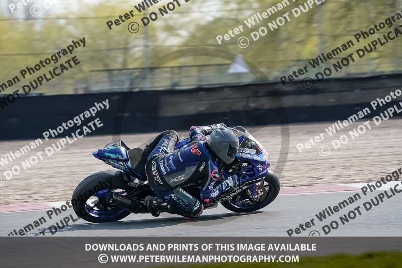 donington no limits trackday;donington park photographs;donington trackday photographs;no limits trackdays;peter wileman photography;trackday digital images;trackday photos